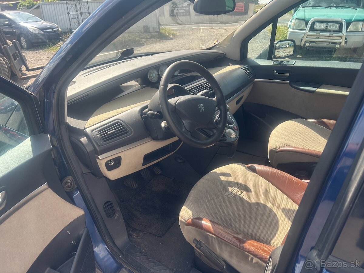 Peugeot 807 2,0HDI RHW 80KW prodám náhradní díly - 5