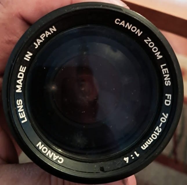 Canon AE-1 s príslušenstvom - 5