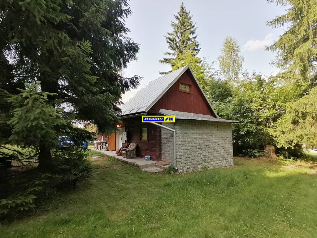 Chata vo Vrútkach po kompletnej rekonštrukcii - 5