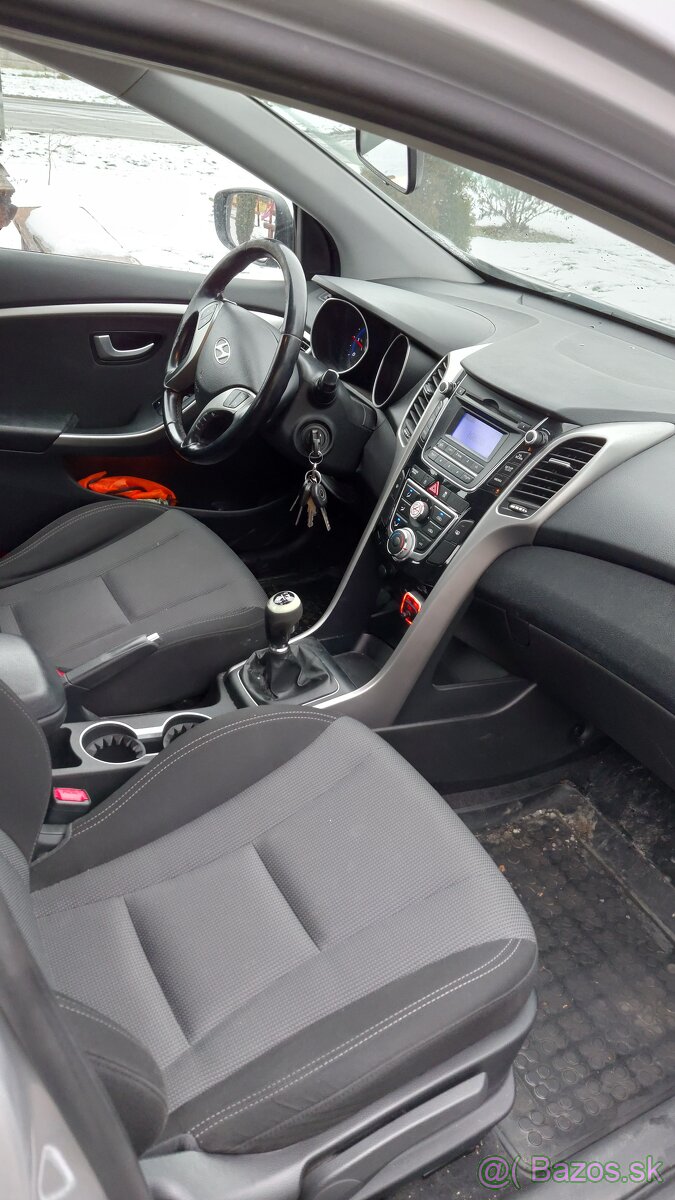 Hyundai i30 1.4 crdi - 5