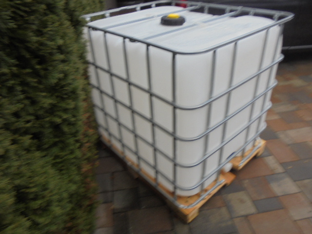 Predám IBC kontajner 1000L - 5