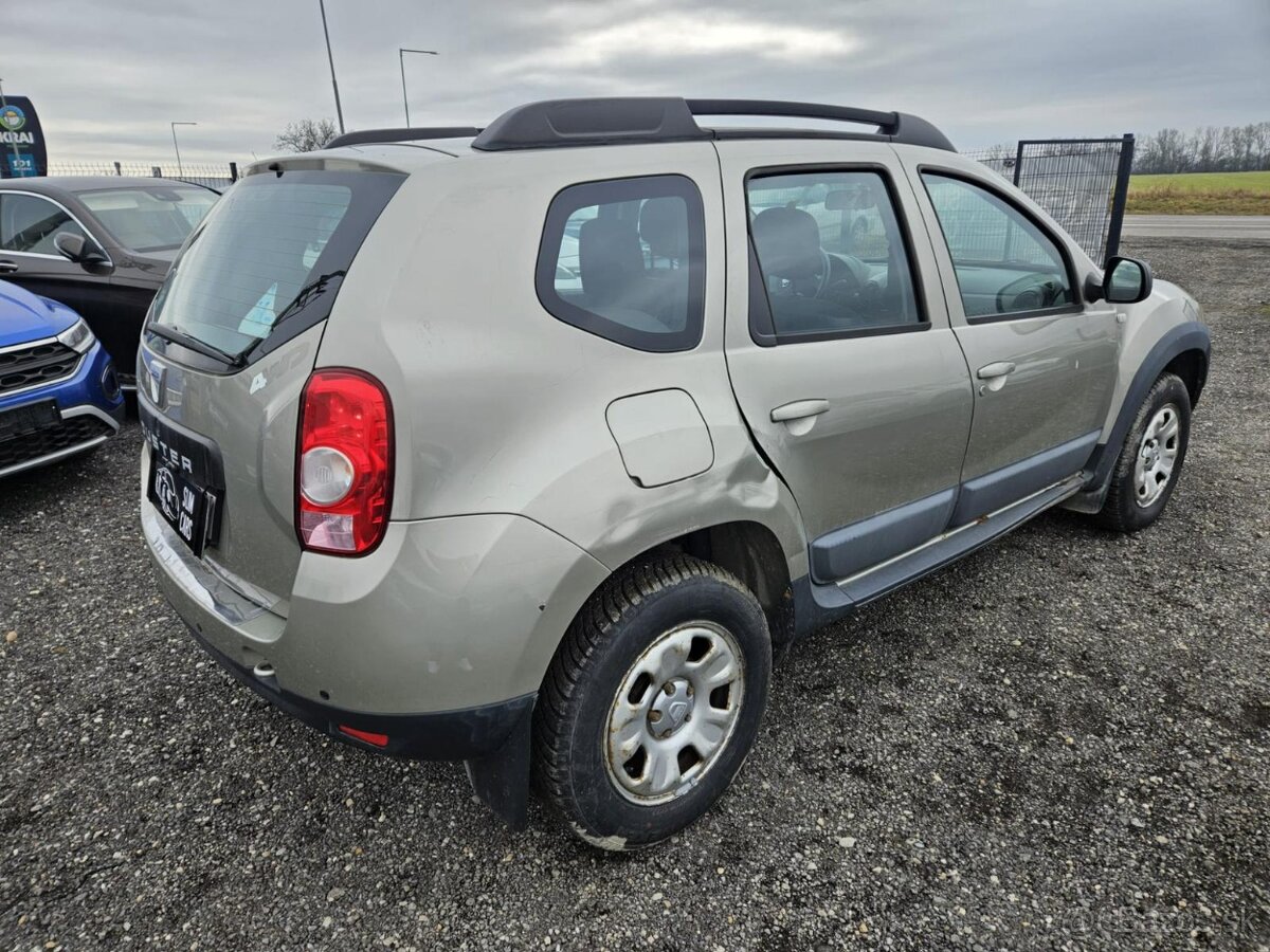Dacia Duster 1.6 16V 4x4 – benzín - 5