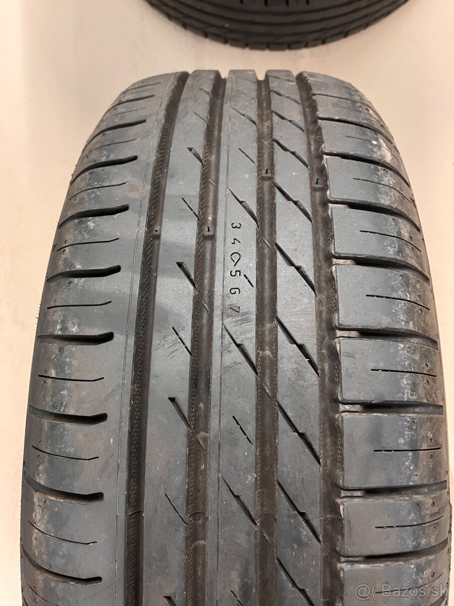 185/55 R15 Nokian Waterproof - 5