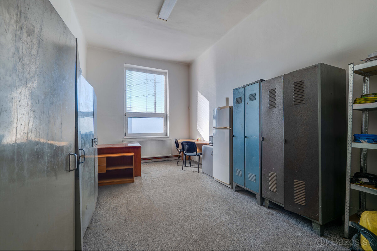 Administratívna budova a hala v priemyslenej časti | Rampová - 5