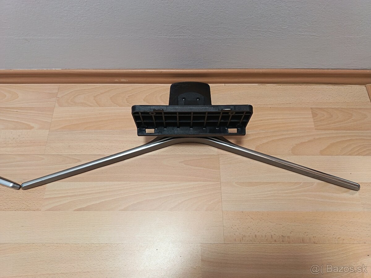 Predám TV stojan Samsung - 5
