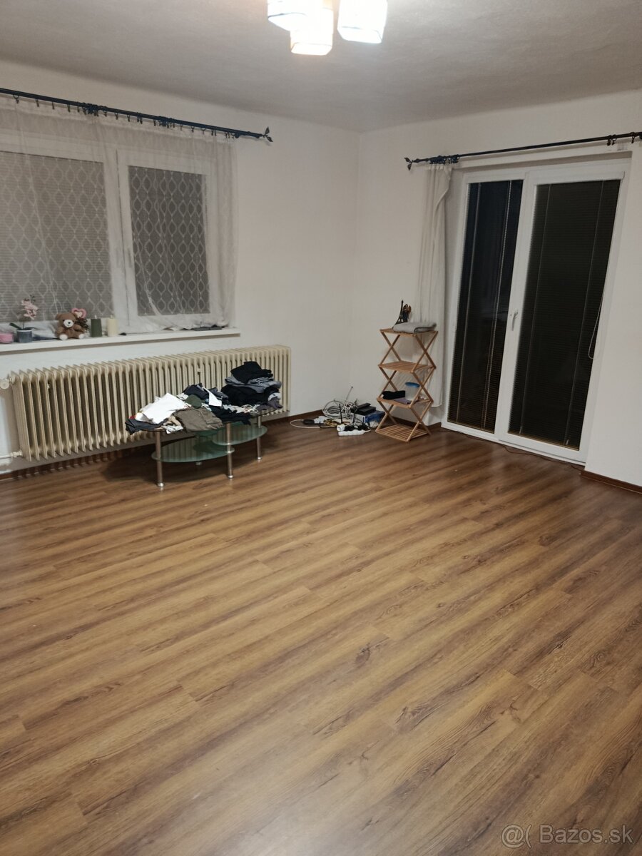 Predáme pekný slnečný Rodinný dom v časti Nadabula - 5