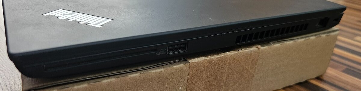 LENOVO ThinkPad P15 s Gen2 - i7,32GB,1TB SSD, LTE - 5