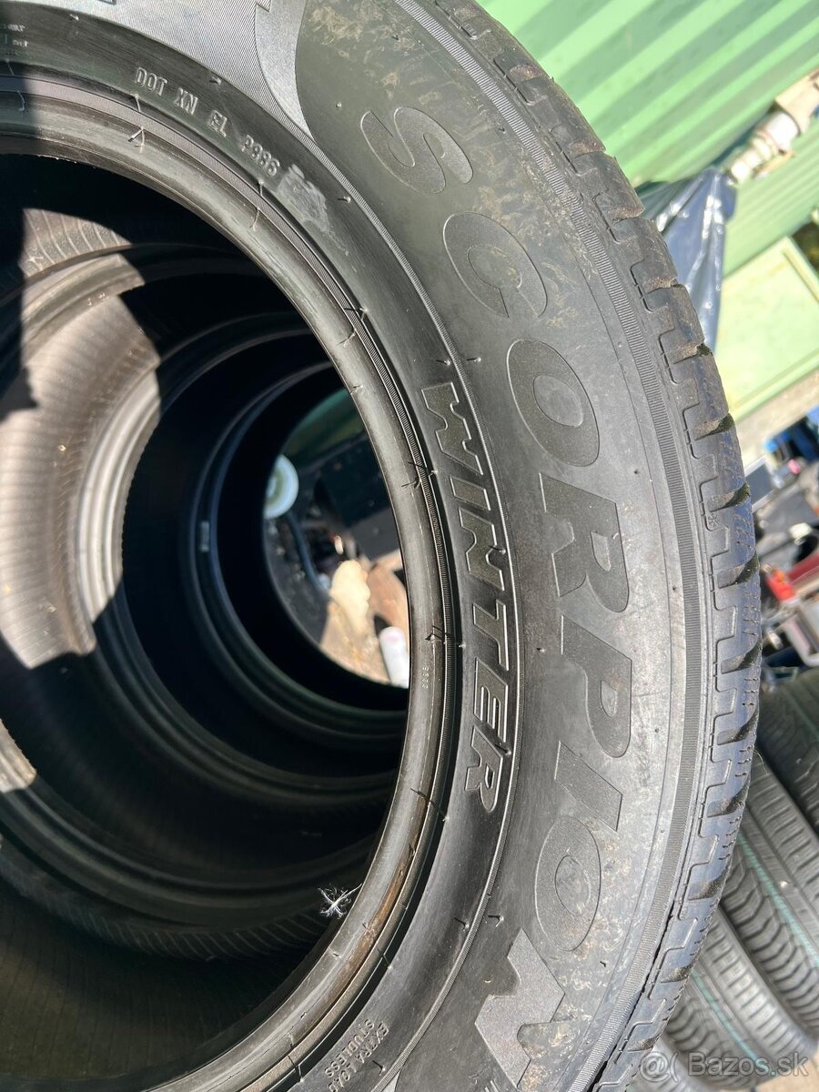 Zimné pneumatiky pirelli 235/65R19 - 5