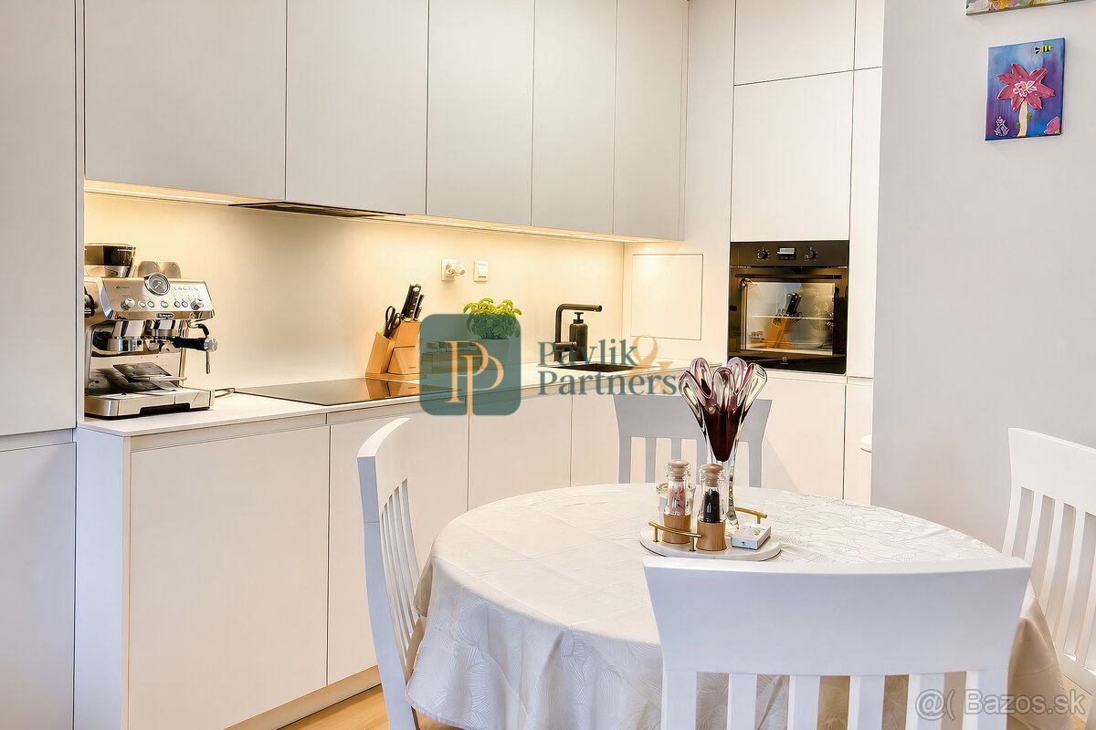 Predaj luxusný 2izbový byt pod Hradom, novostavba, parkovaci - Pohľad 5