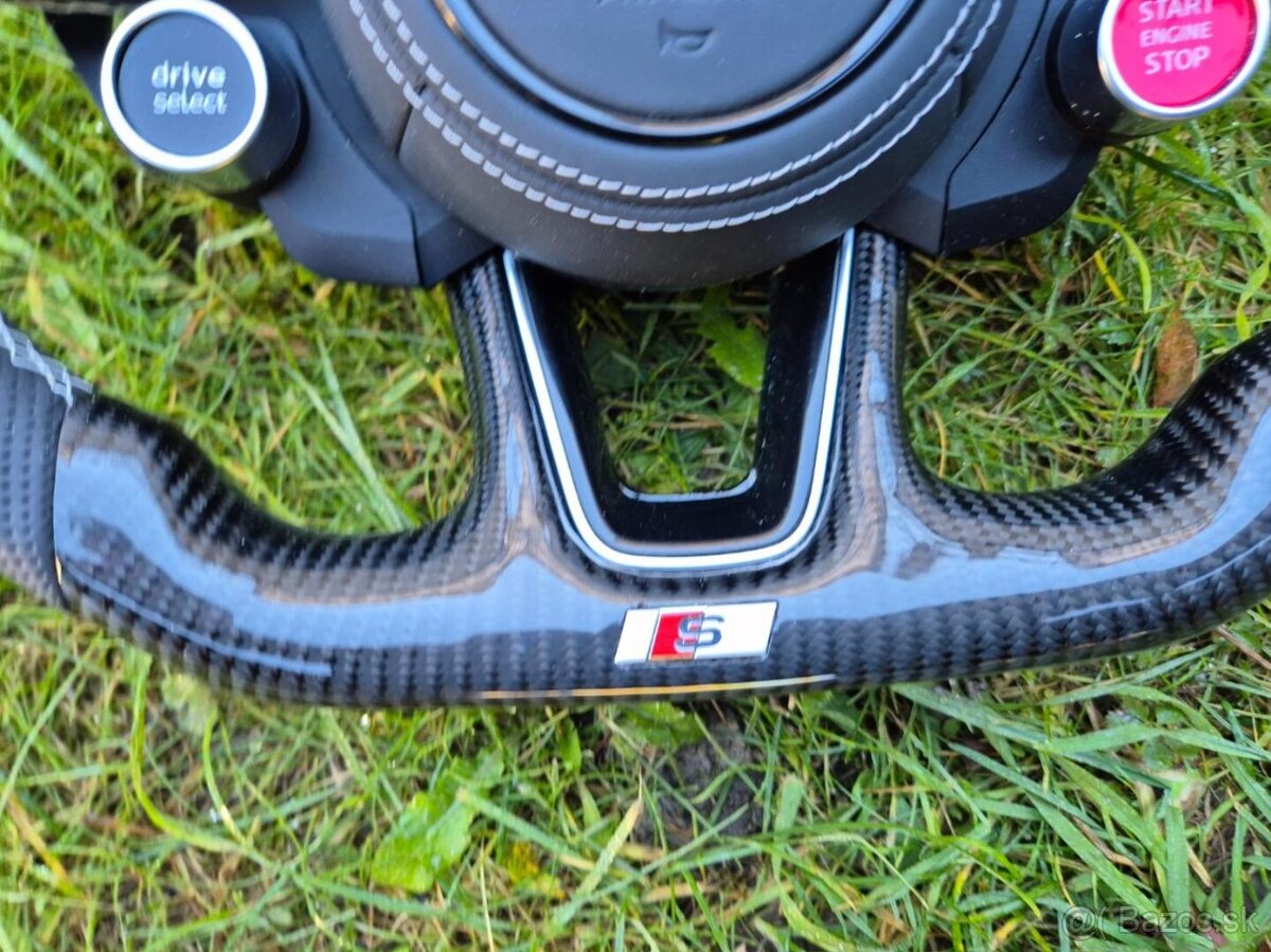 -AUDI R8 VOLANT SPORTOVY START/STOP - DRIVE SELECT - 5