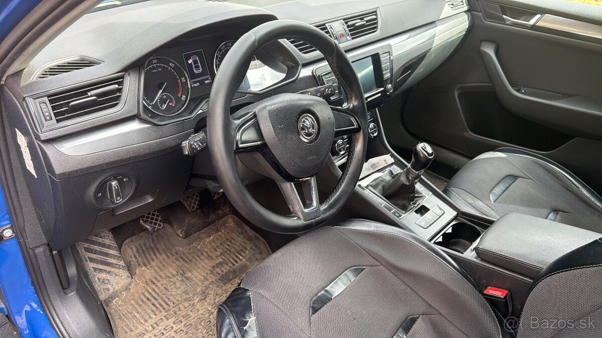 Škoda Superb náhradní díly - 5