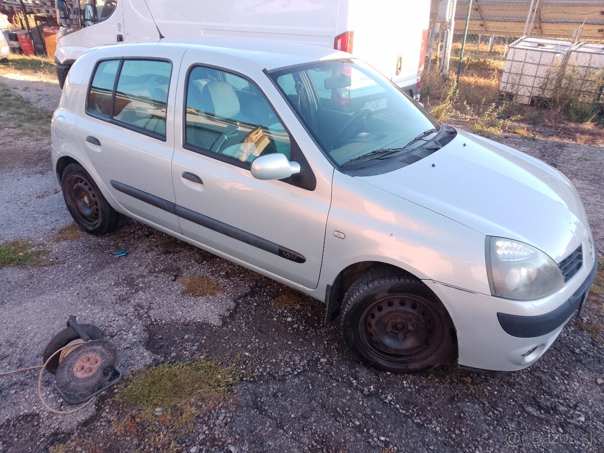 Renault Clio 1,2 16v - 5