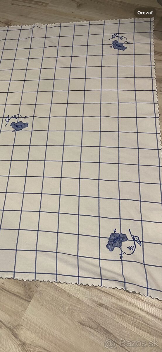 Vyšivaný obrus 170 cm X 150 cm - 5