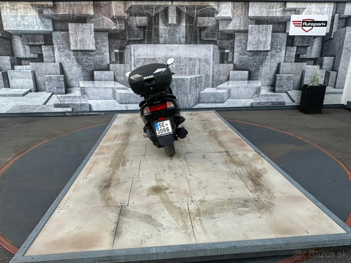 Suzuki Burgman 125 - 5