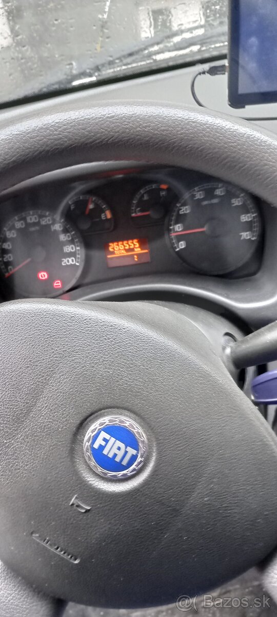 Fiat Punto 1.3 Multijet.2004 - 5