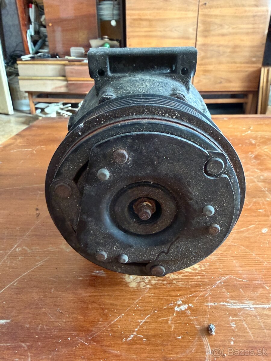 Kompresor klimatizácie originál Renault - 5