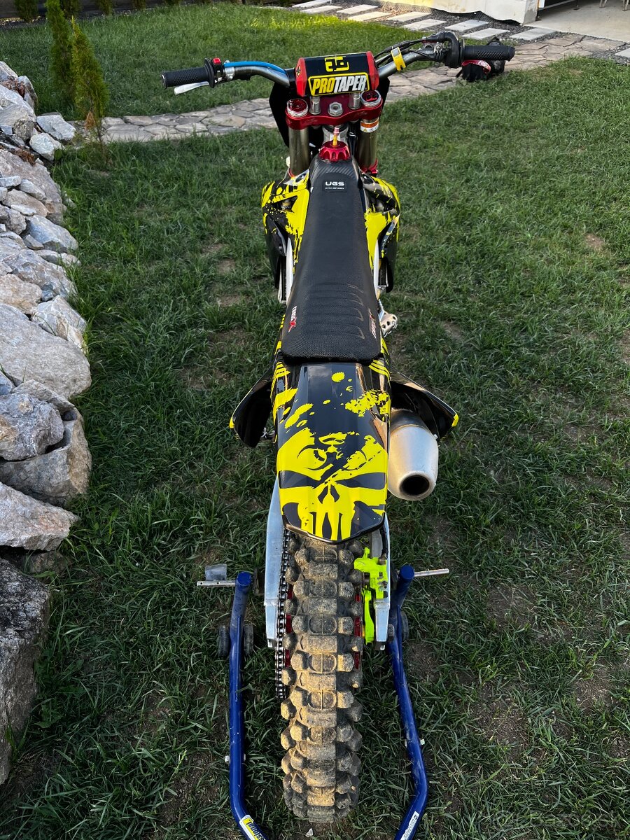 Suzuki RM-Z 250 2012 – Žihadlo na dvoch kolesách