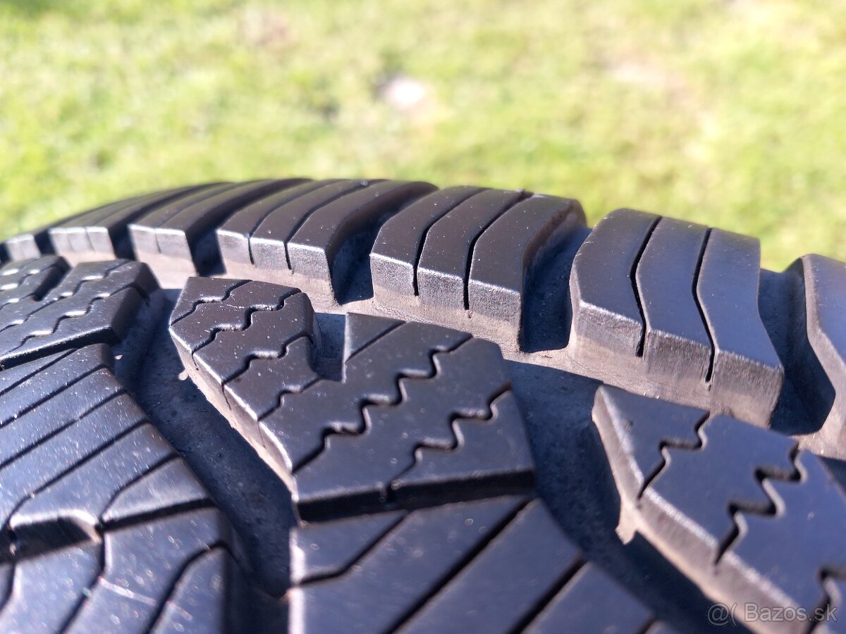 205/55 r16 celoročne pneumatiky - 5
