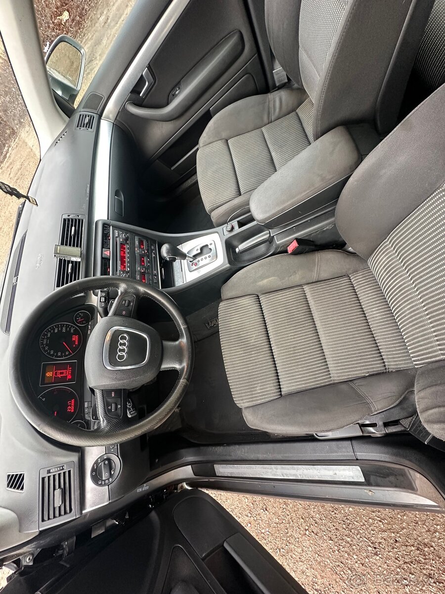 Audi a4 b7 2.0tdi 103kw - 5