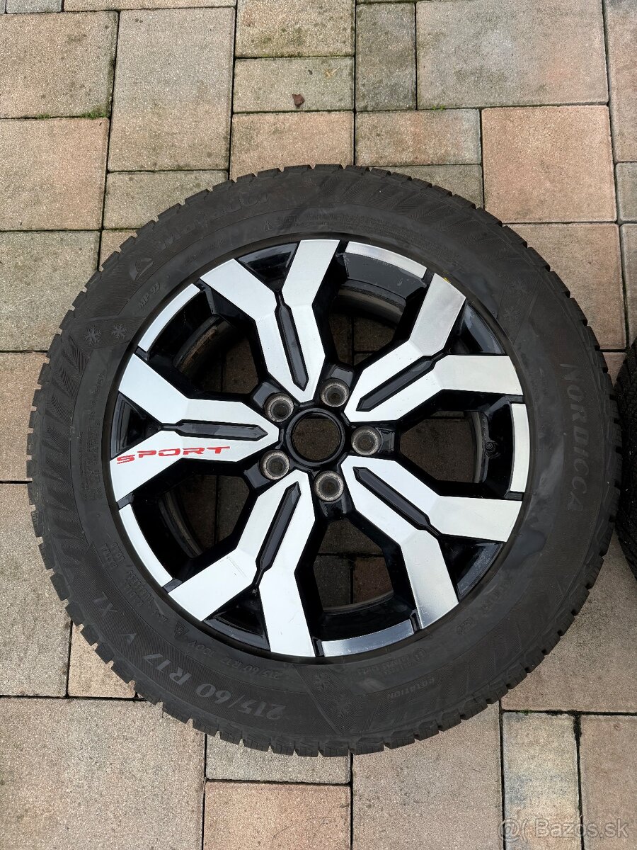 Zimná sada Dacia Duster 215/60 R17 - 5