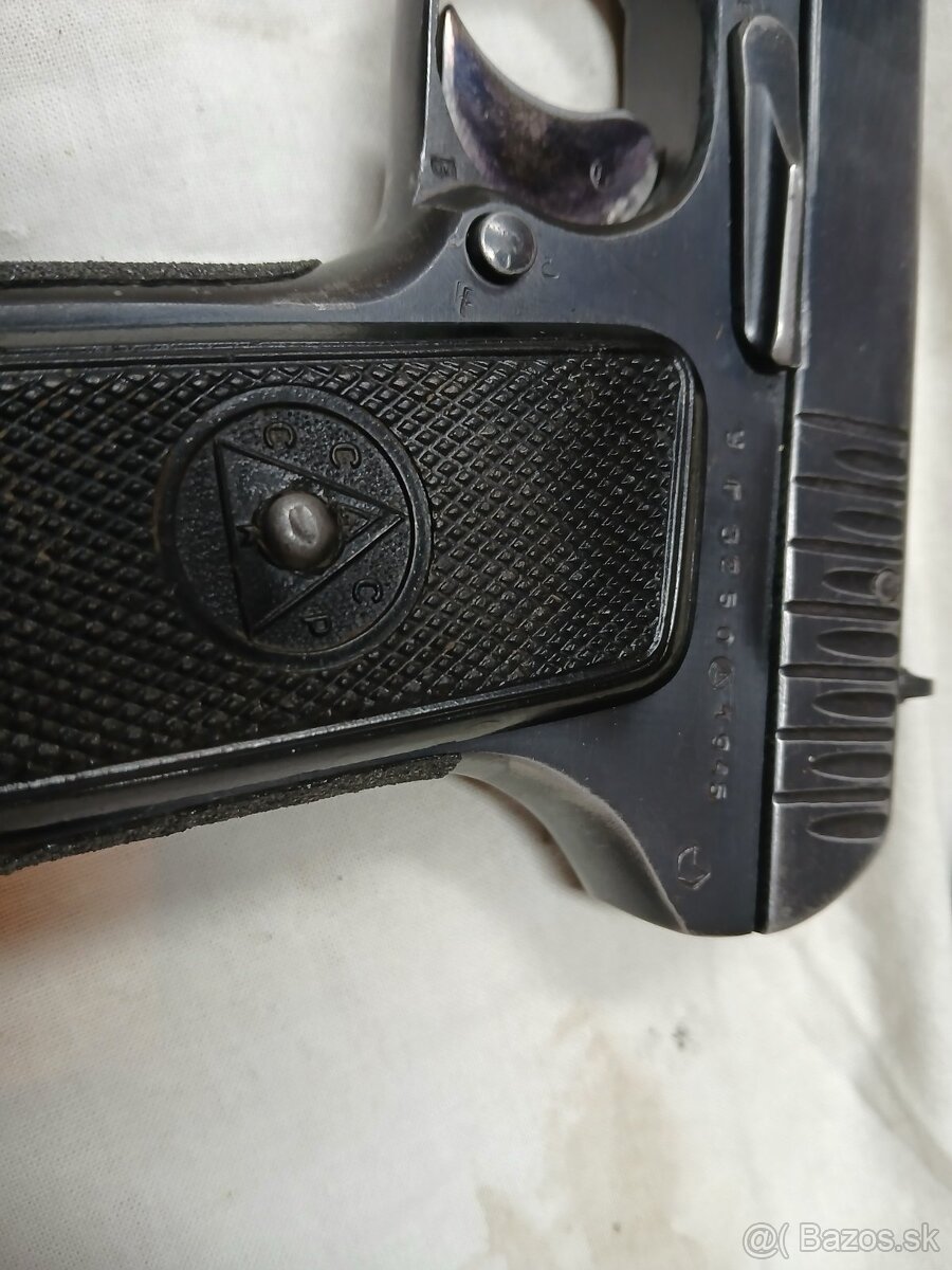 Tokarev TT-33 – CCCP - 5