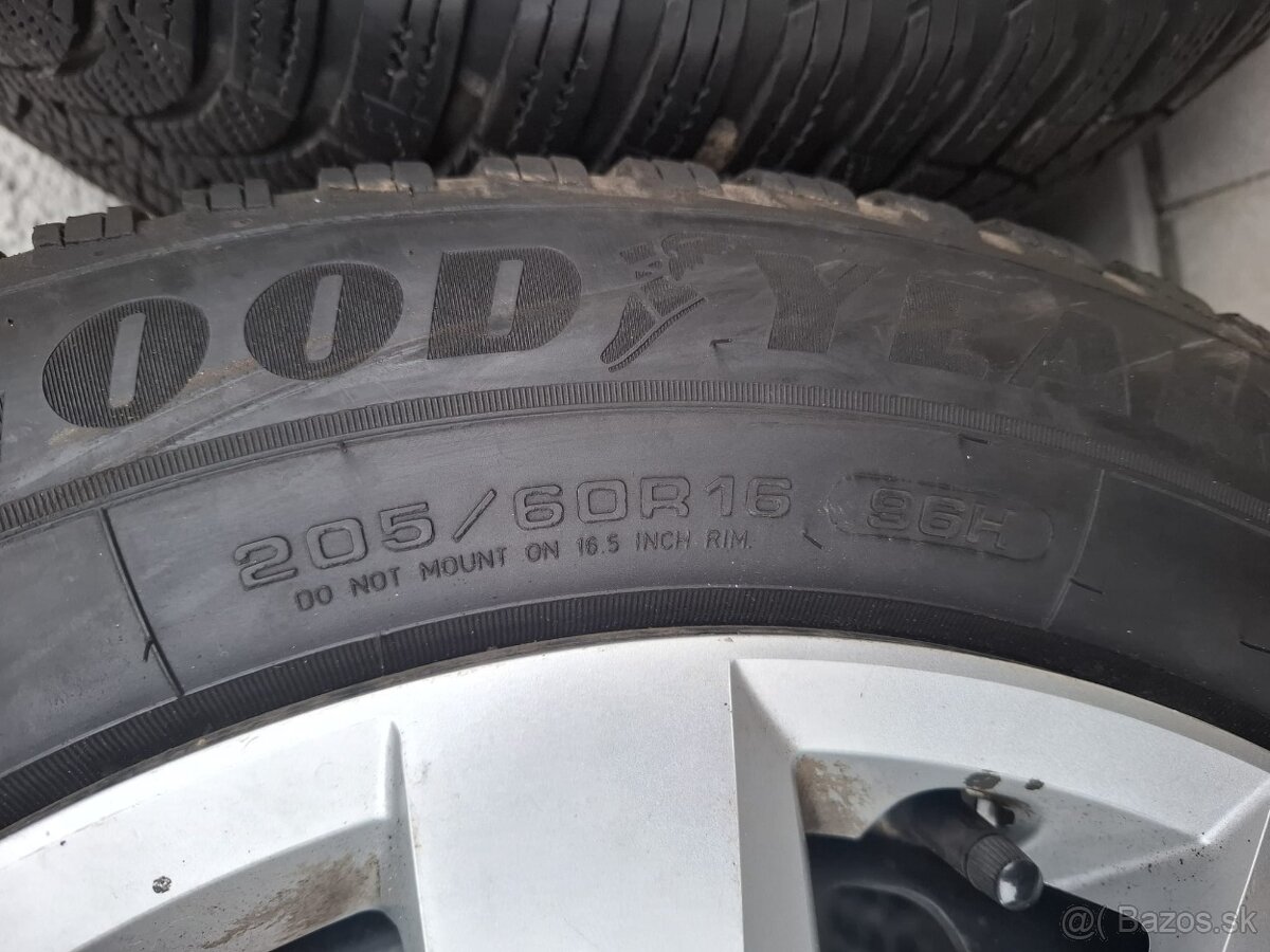 Zimna sada VWGROUP, Goodyear 205/60 R16,5x112,7 mm, 2024 - 5