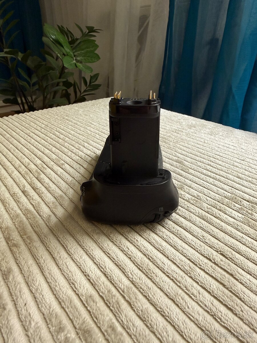 Battery grip pre Canon EOS 70D - 5