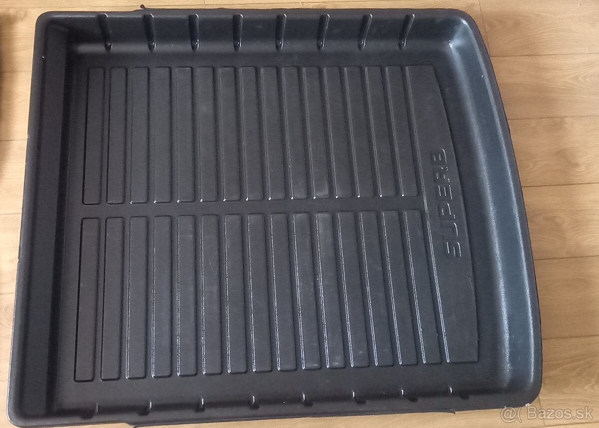 Superb 3 sedan - vanicka do kufra + gumene rohoze - 5