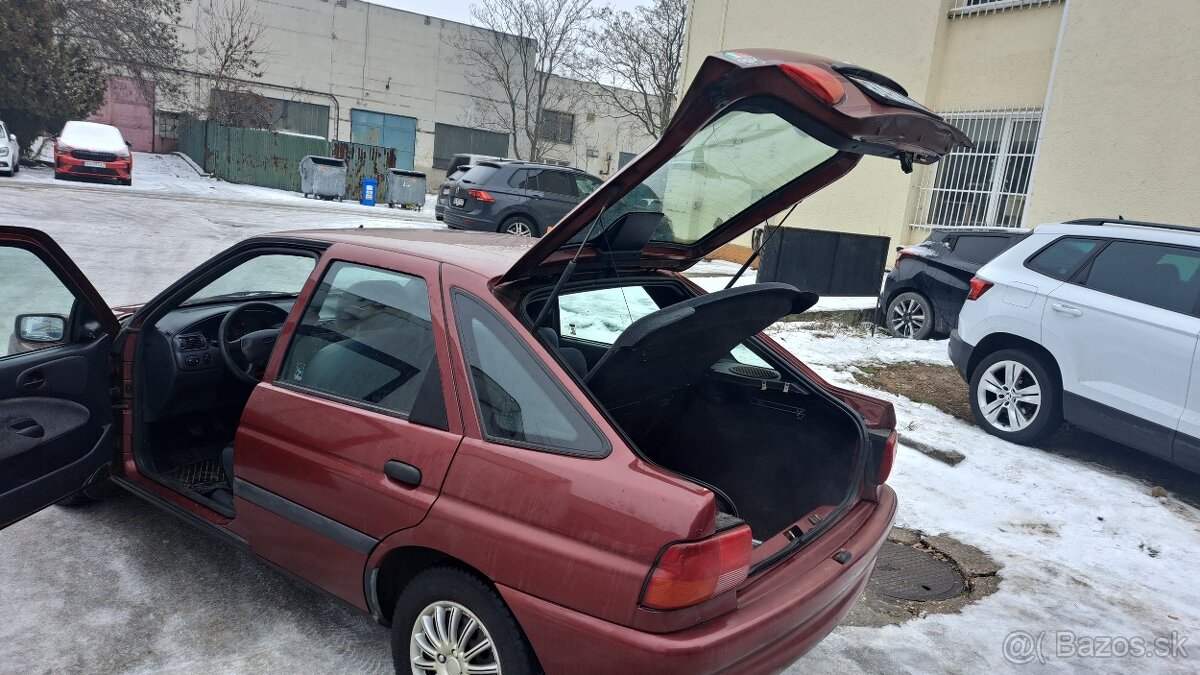 Ford Escort - 5
