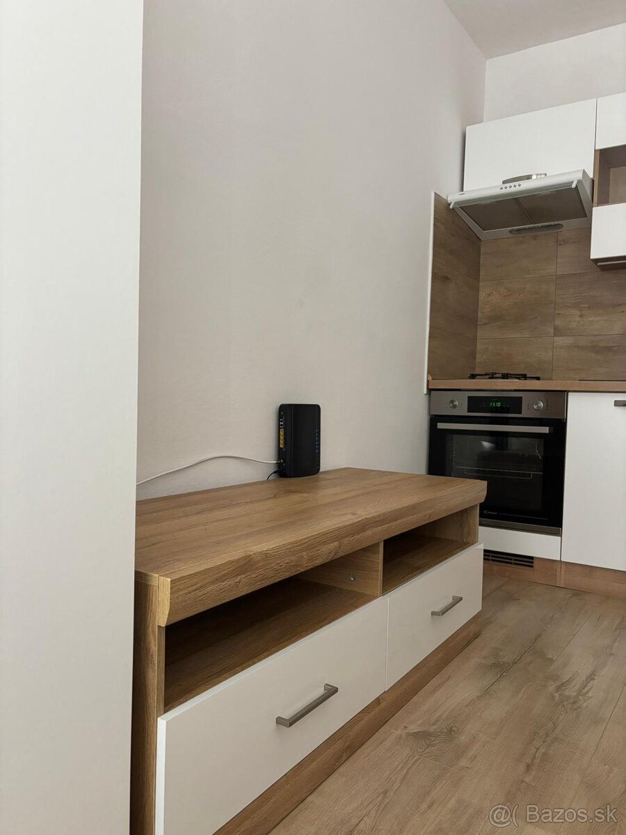 Prenajmem garzónku - 5