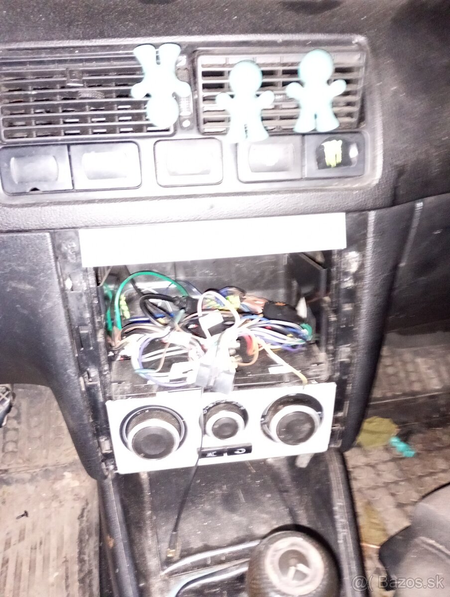 Predám diely na golf 4 variant Bora 1.9tdi AXR - 5