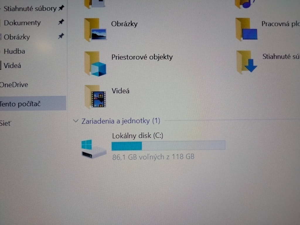 predám notebook HP ELITEBOOK 745 G4 ,WINDOWS 10,bez baterky. - 5