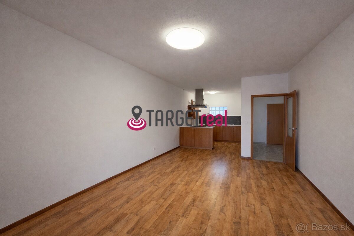 Na prenájom - Elegantný 2-izbový byt s balkónom v peknej byt - 5