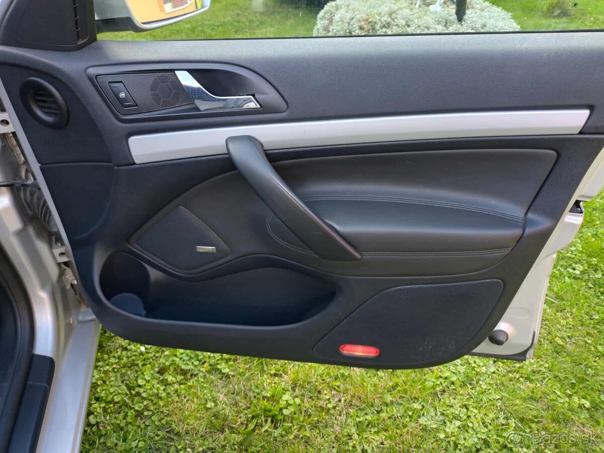 Škoda Octavia 2 facelift 2.0tdi RS interiér - Možná výmena - 5