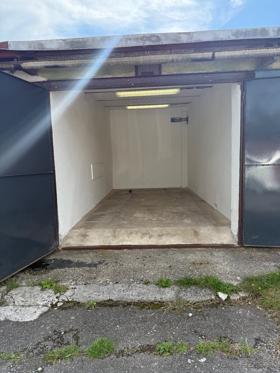 Na predaj dve garáže vedľa seba - 5