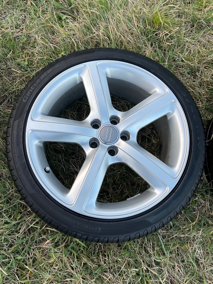 Predám letnú sadu R19 originál z AudiQ5 Audi a6 c6 - 5