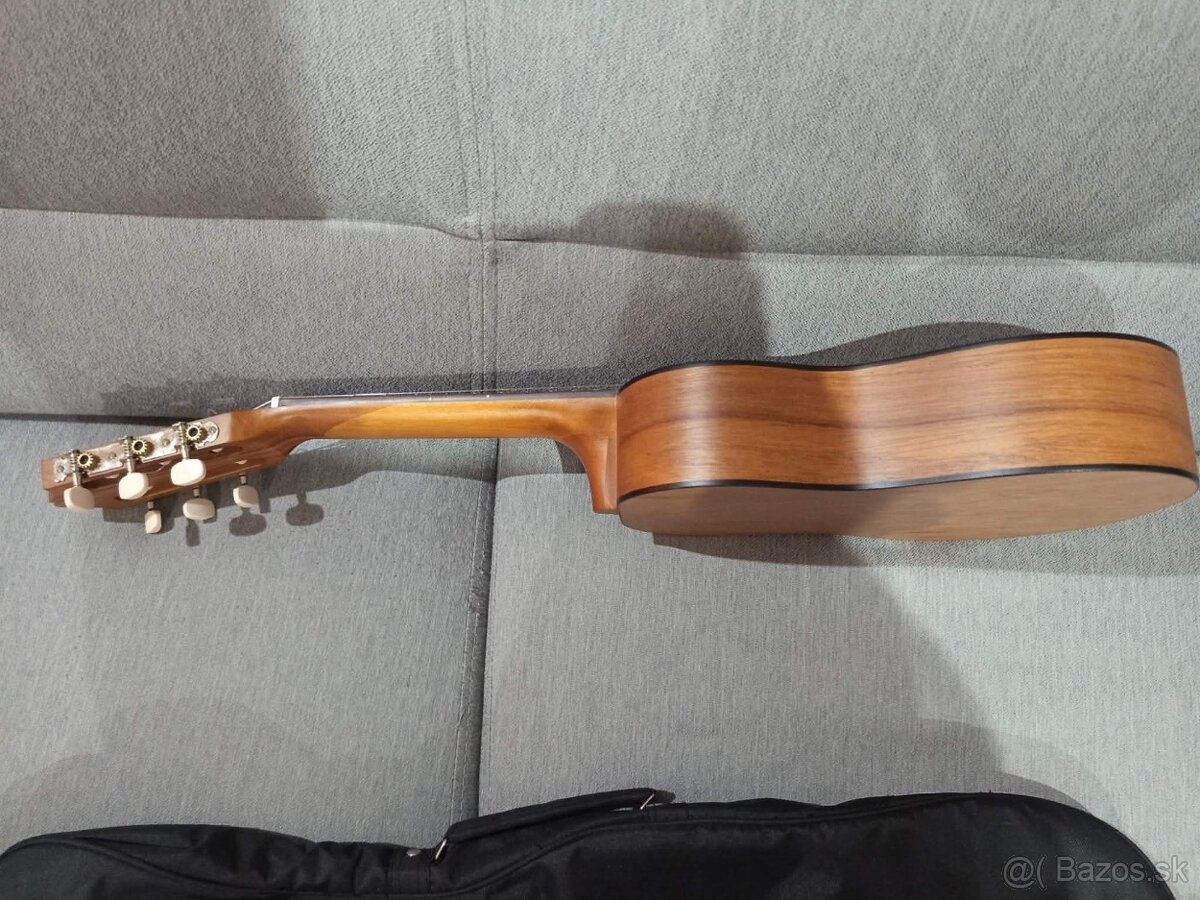 Gitara Yamaha GL1 Guitalele - 5