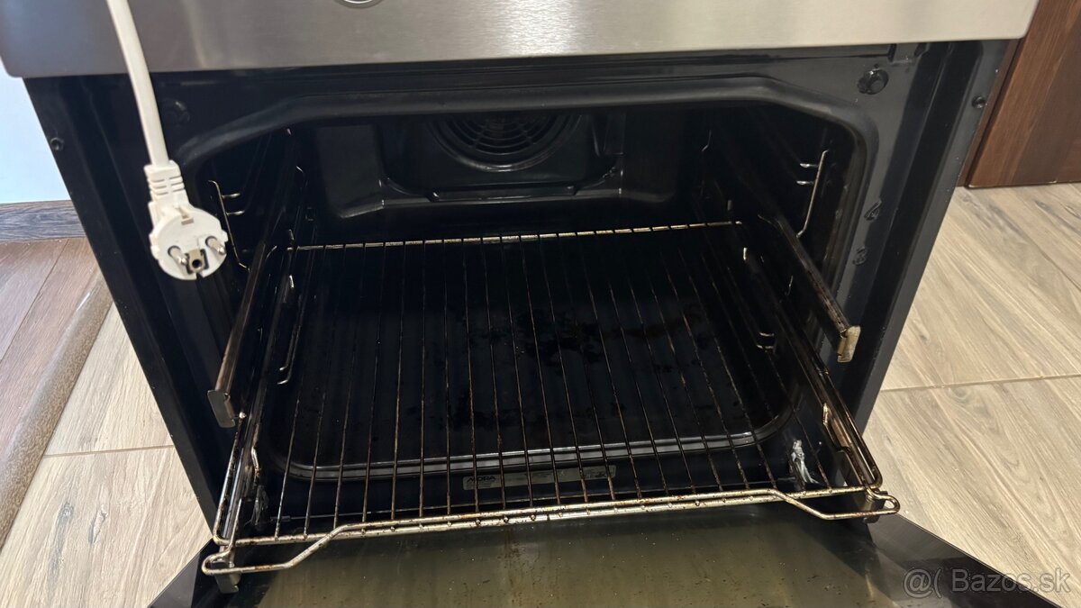 Vstavana elektricka rúra MORA VT538BX funkcna - Lacno - 5
