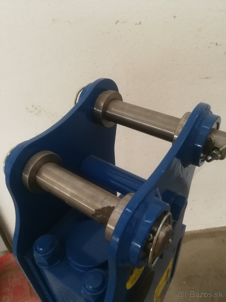 Cisto nove buracie kladivo na minibager. 1,2-2,2t. - 5