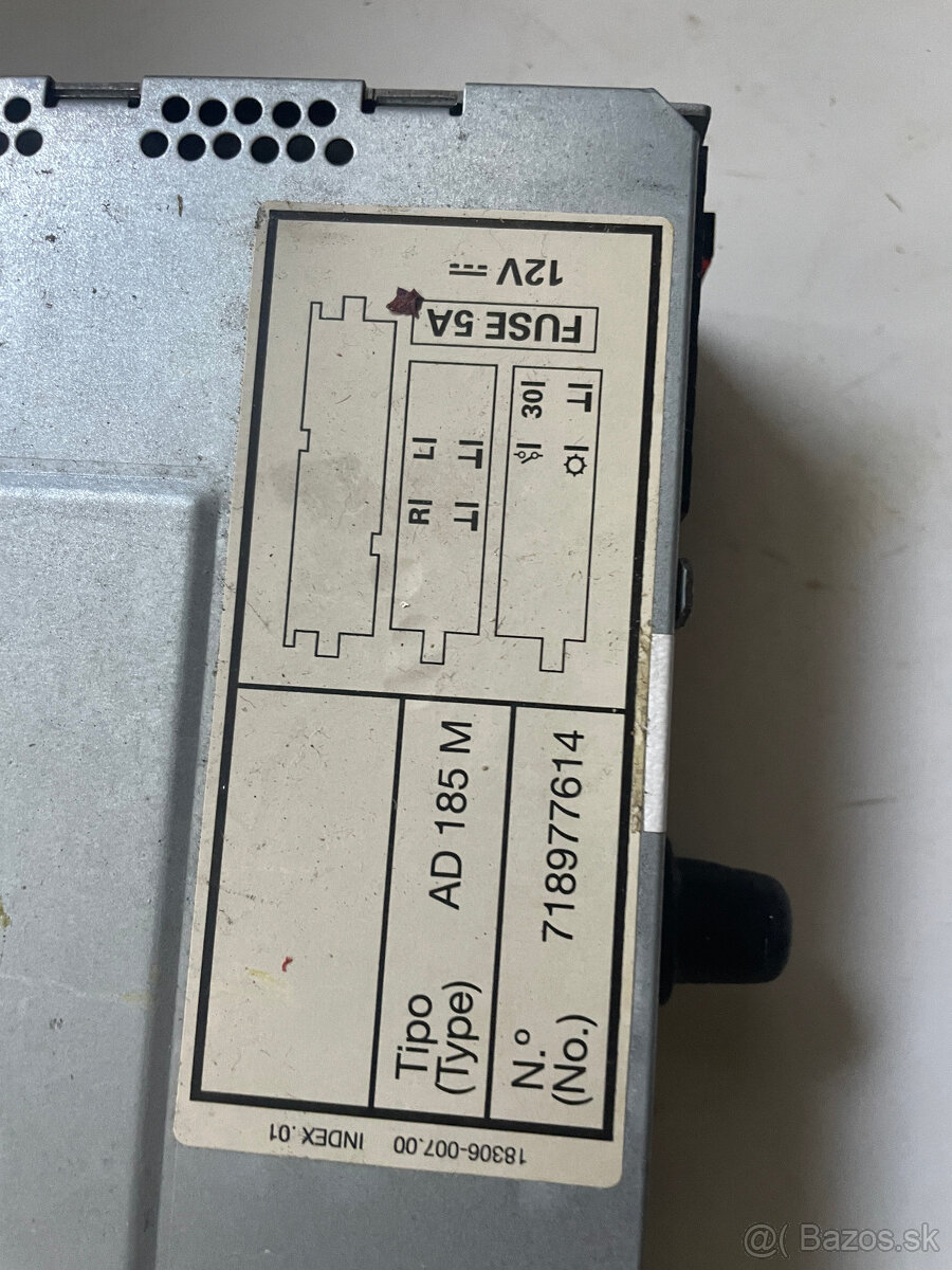 Rádia pre FIAT MAREA-BRAVA-BRAVO a pre RENAULT CLIO - 5