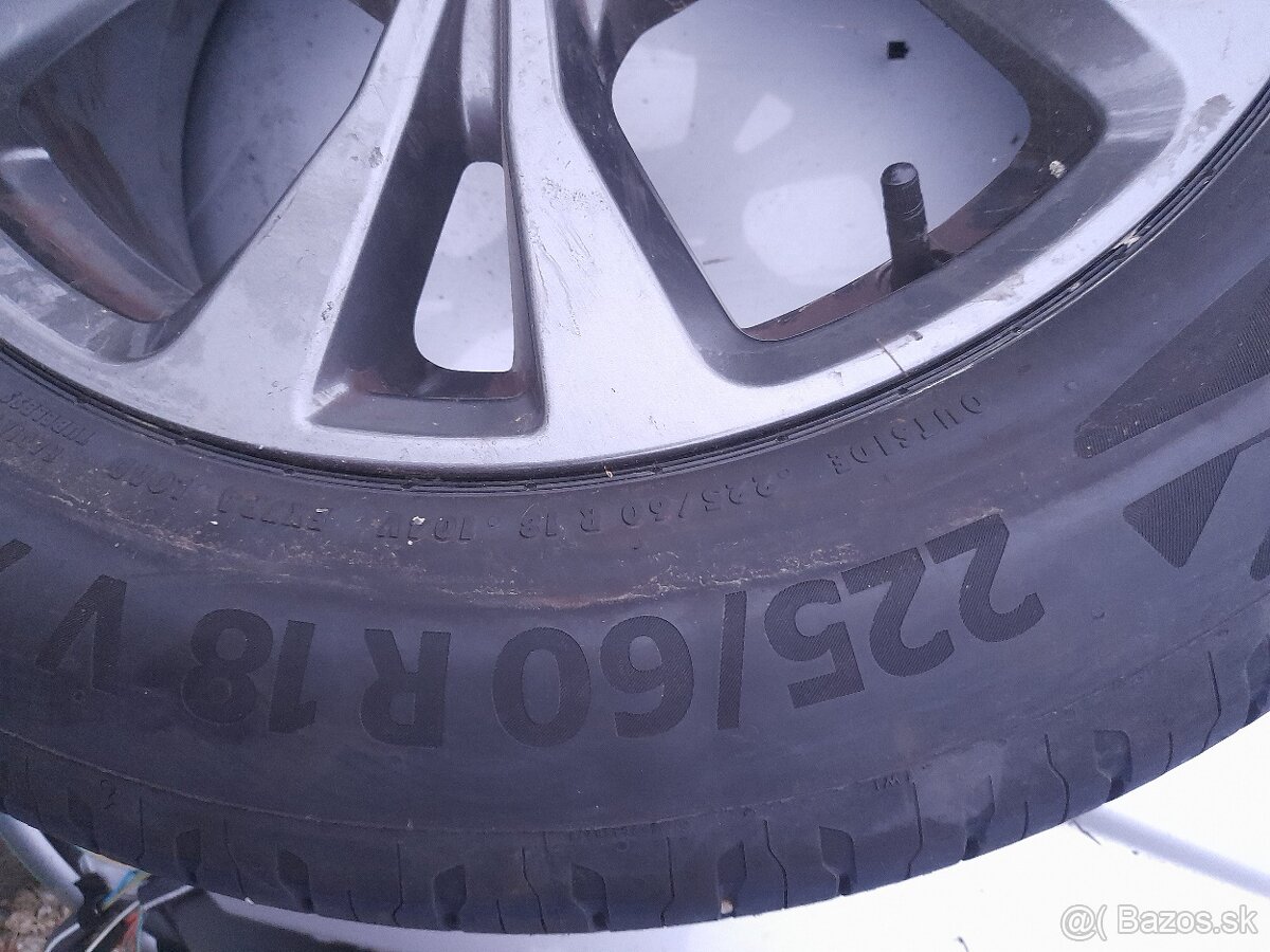 Hlinikový disk 1 ks Ford kuga r 18 obuta 225x60 - 5