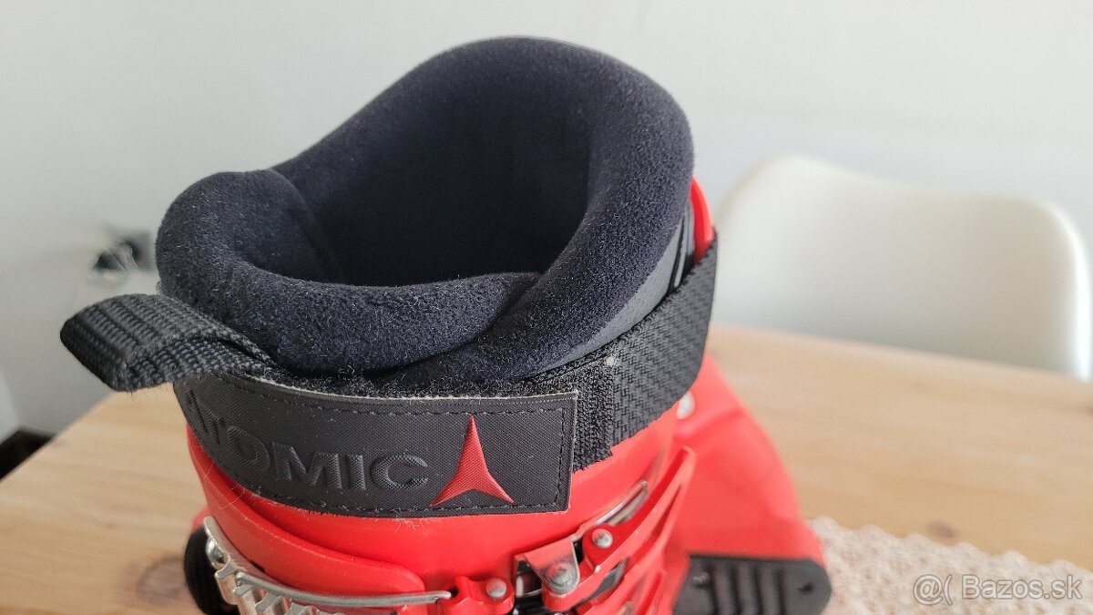 Lyžiarky Atomic Redster JR60 25-25,5 - 5