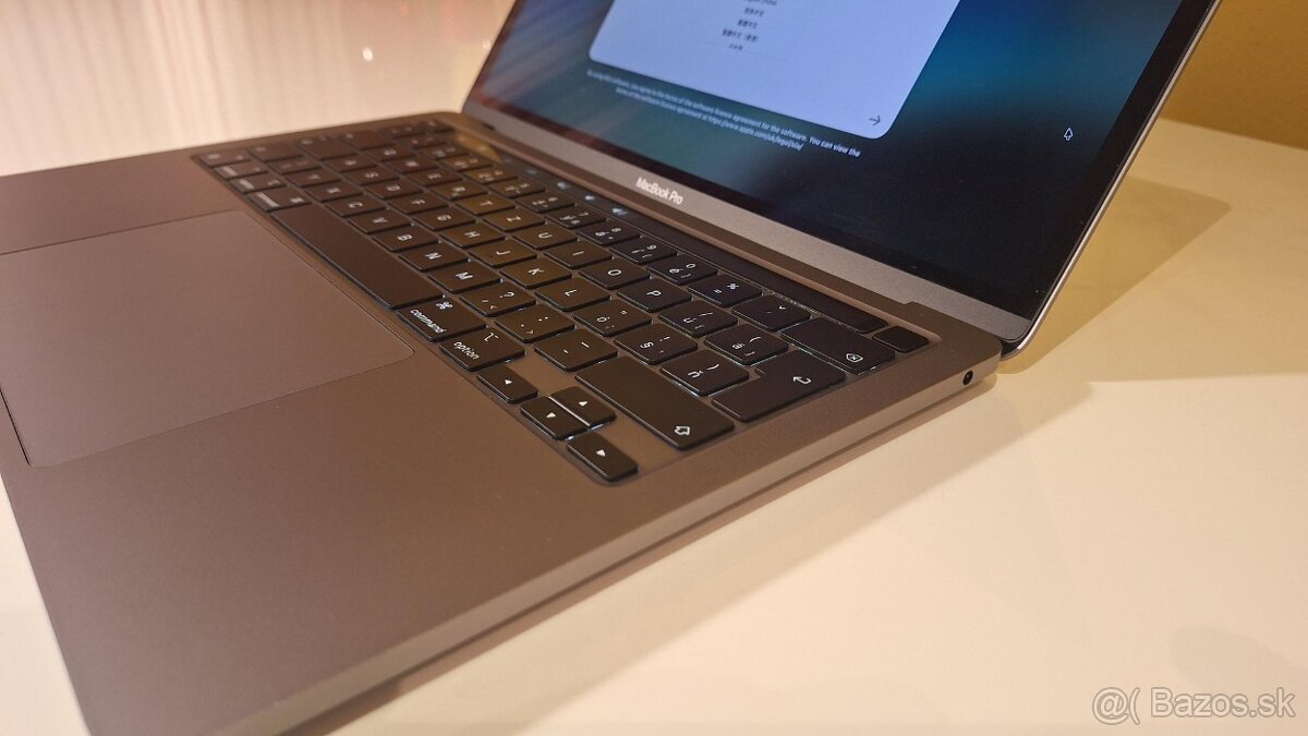 MacBook Pro 13" M1 - 5