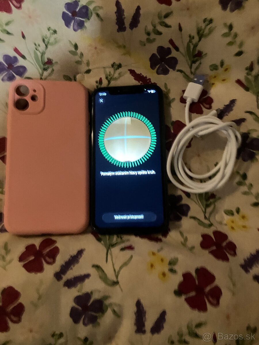 Predám iPhone 11.BLACK..128 GB.89% batéria. - 5