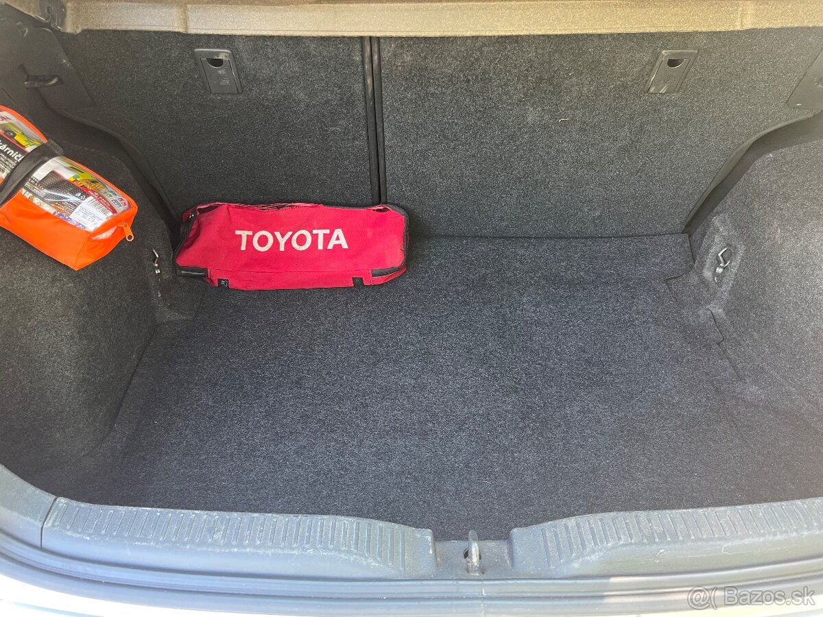 Toyota Auris - 5