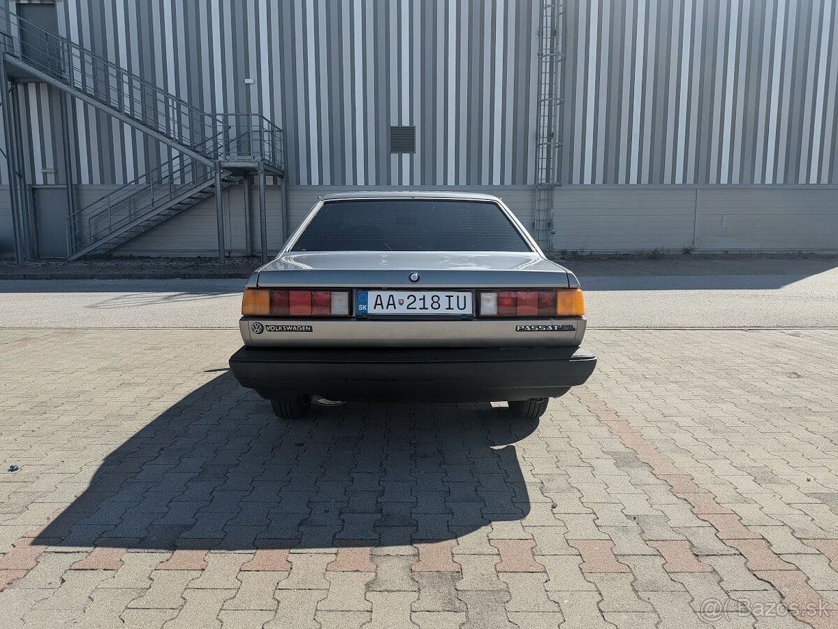 Volkswagen Passat B2 sedan r.v. 1985 - 5
