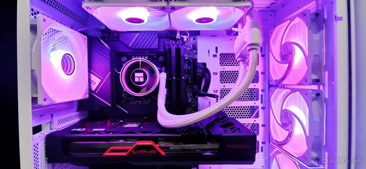 Intel i7 14700KF, RX 7900GRE, 32GB RAM DDR5, SSD - 5