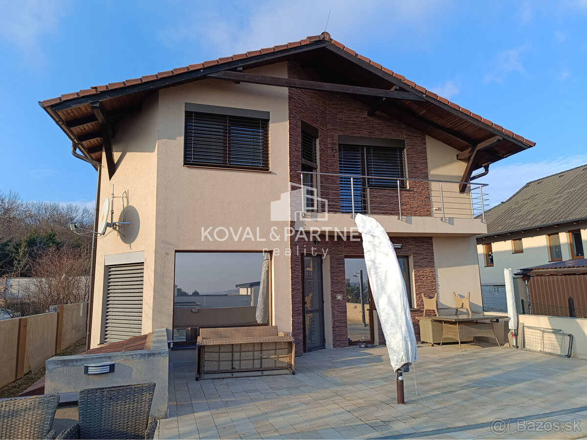 7 izbový dom s moderným vybavením - Štitáre - Nitra - 5