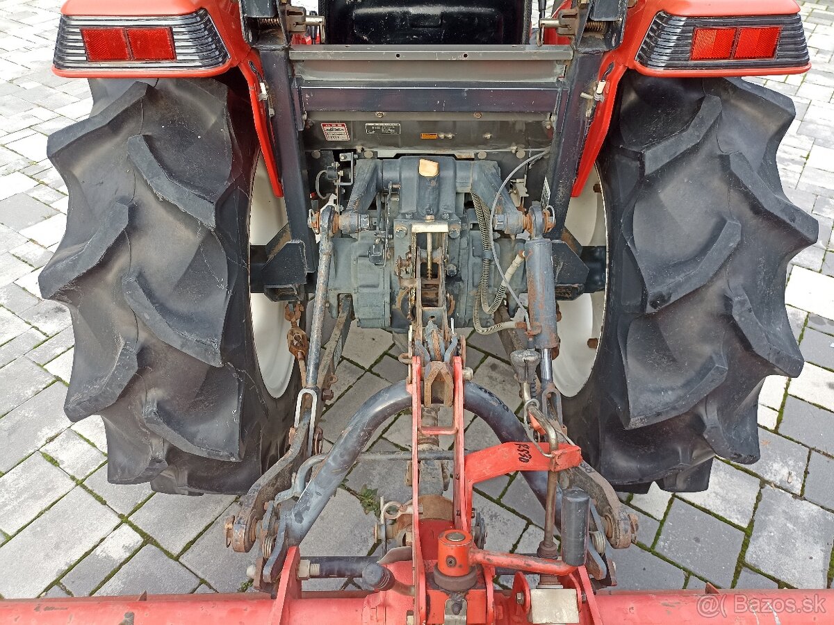 Yanmar RS 30 4x4 30koni s rotavatorom - 5