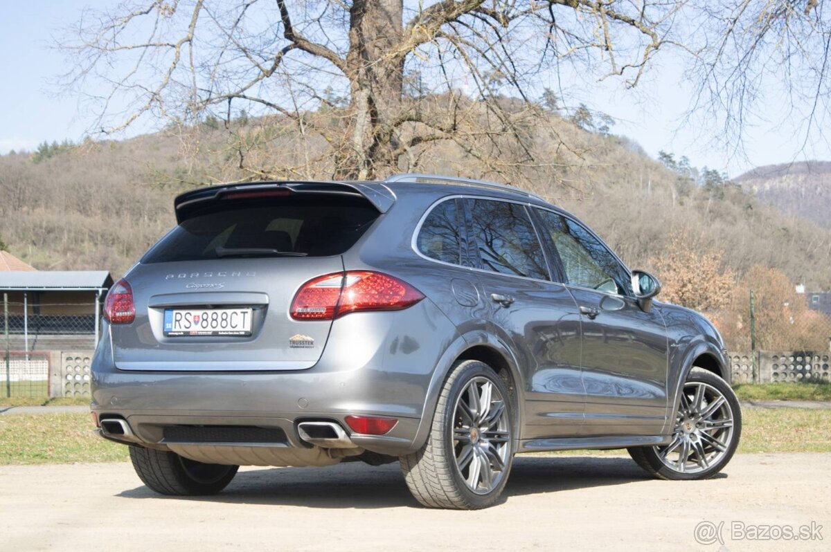 Porsche Cayenne S 4,2 V8 281 kW - 5